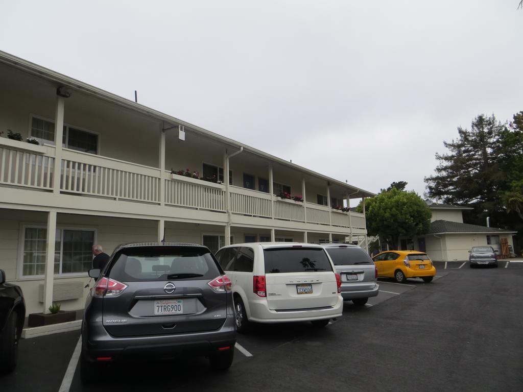 Fisherman'S Cove Inn Monterey Exterior foto